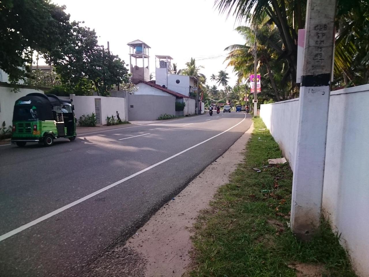 Hotel Sun&Surf Rest Ahangama Exterior foto